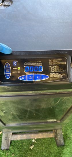 Masterbuilt Pro Digital Electric Smoker