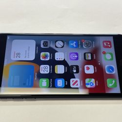 LIKE NEW, Excellent Unlocked IPhone 7 PLUS 32gb Works With Any Company.   Comes with charger and cable.    In excellent condition, everything works gr