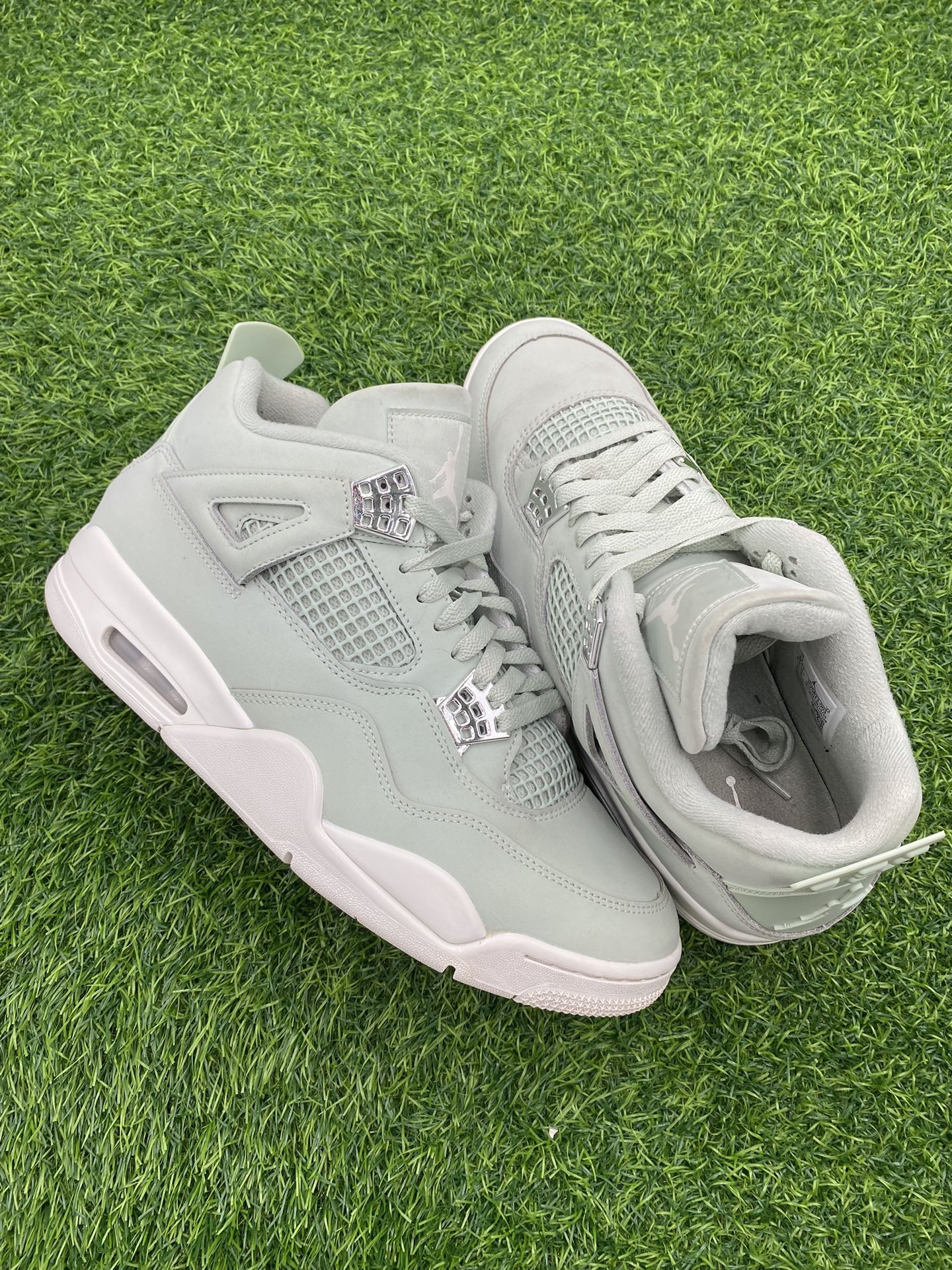 Air Jordan 4 “Seafoam Sail” Size 10.5M