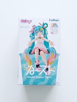 FuRyu Hatsune Miku 10th Anniversary Noodle Stopper Figure
