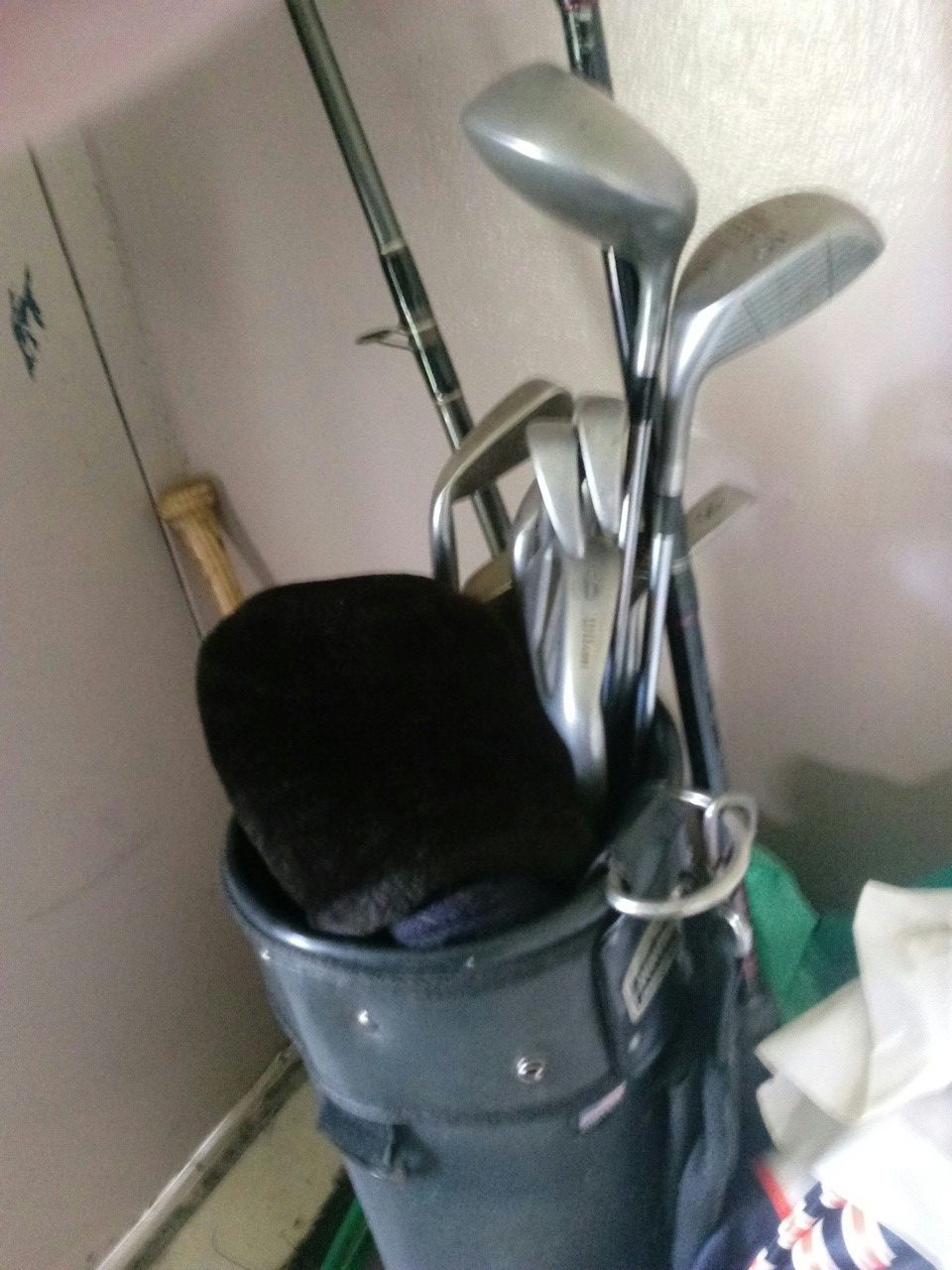 Wilson golf clubs & bag