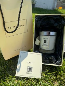 Jo Malone wood sage & sea salt scented candle
