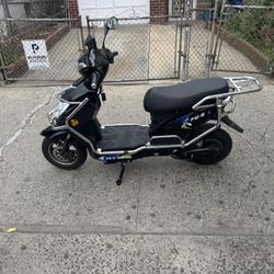 Scooter Fly Wing 8 With Lithium Battery 