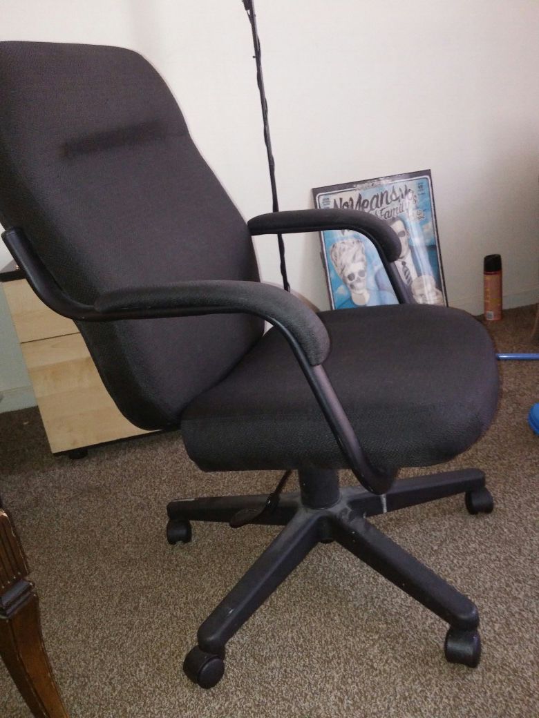 Black fabric high back adjustable swivel office chair