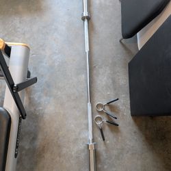 Bench Press Bar (No Weights)