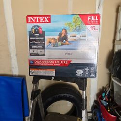 INTEX 15 INCH HEIGHT FULL INFLATABLE MATTRESS 