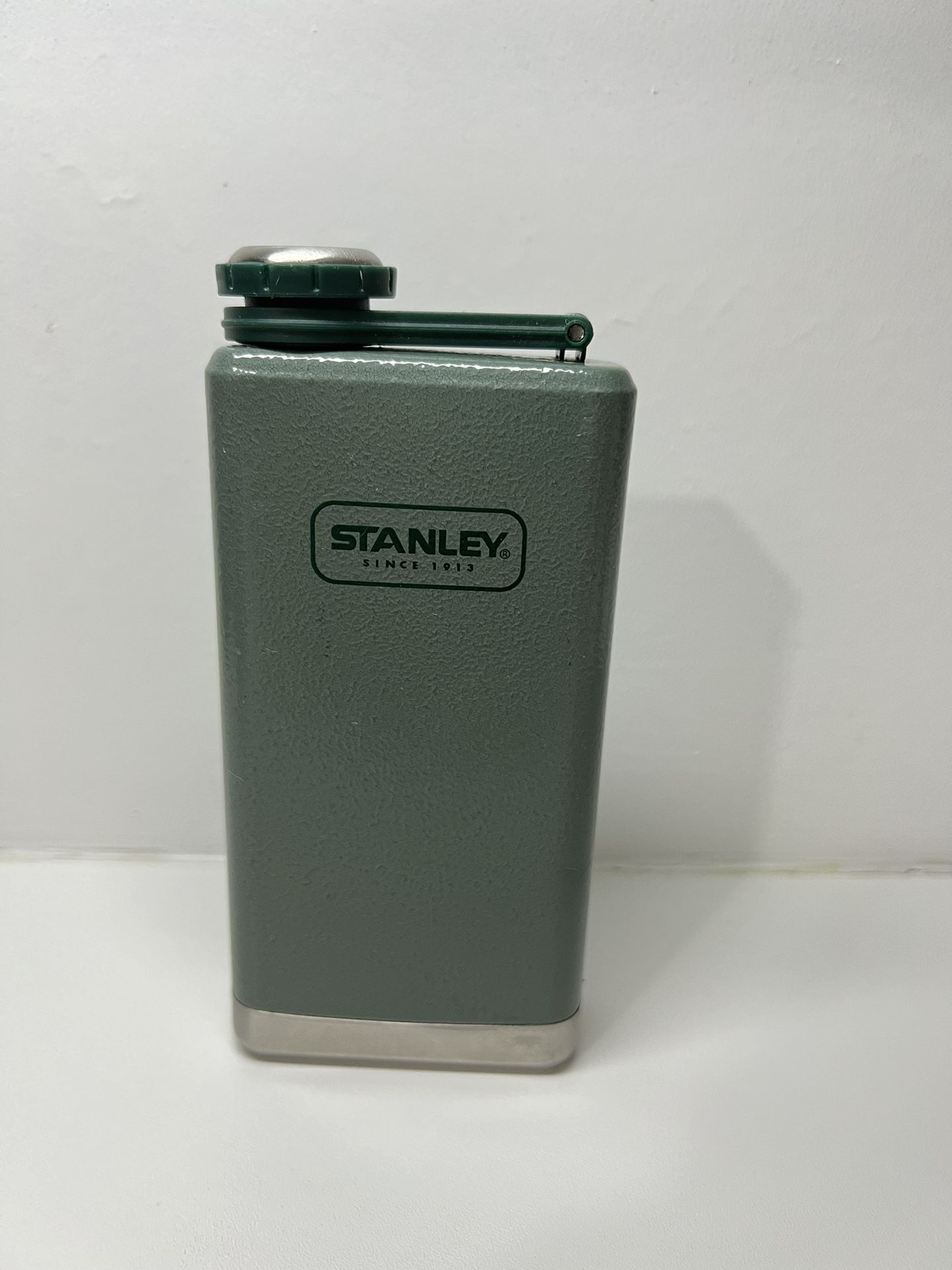 Stanley Flask Classic Logo 8oz Stainless Steel Rust-Proof Camping green 