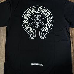 Chrome Heart Black Short Sleeve Men T-Shirt Size L With Horseshoe Logo