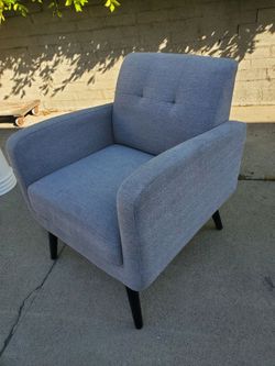 Gray comfortable chair not recliner