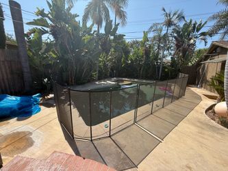 Pool Fence, 18 panels + door