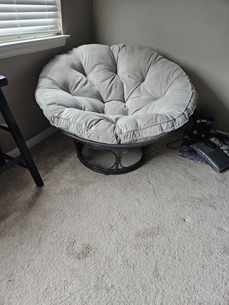 Papasan Chair