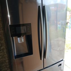 Samsung Refrigerator 