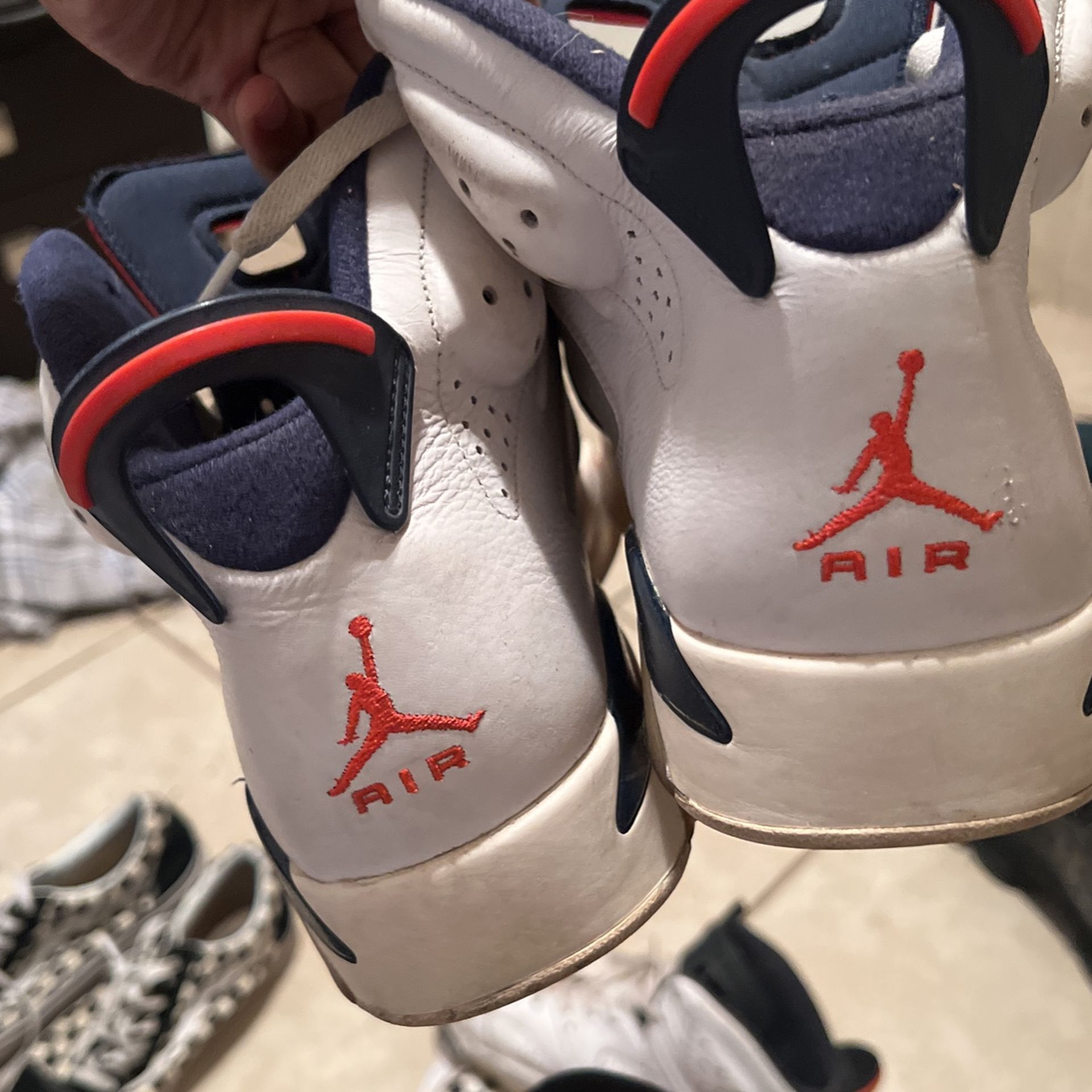 Tinker 6 shop on feet