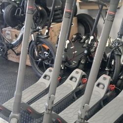 Phantom A8 28 Electric Scooter 