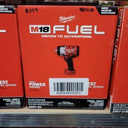 Milwaukee M18 Fuel 1/2" High Torque Impact Wrench W Friction Ring 