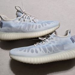 YEEZY BOOST 350 MONO ICE SZ 11