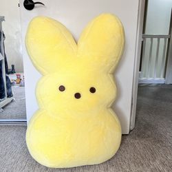NEW Peeps Jumbo/Giant 3ft Plush Easter Bunny Yellow