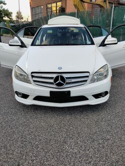 Mercedes Benz c63 AMG