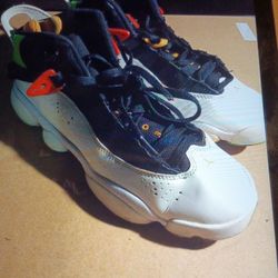 NIKE JORDAN   " 6 ". GS HIS AIRNESS BLACK WHITE JUNIOR KIDS AJ6 .5.  CASUAL. 323399-038