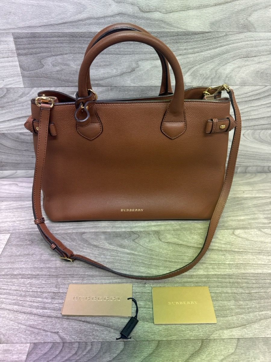 Burberry House Check Banner Tote - A1D022009