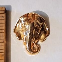 Elephant Head Gold Tone Vintage Collectible Lapel Pin A-1