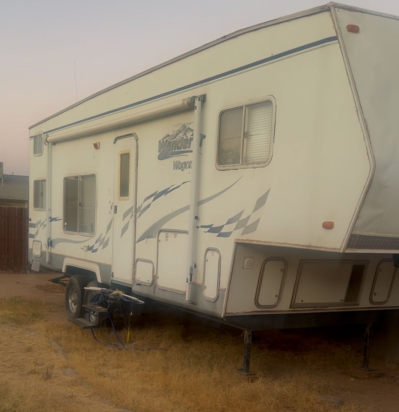 2005 Wanderer Wagon Toy Hauler