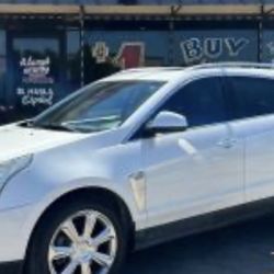 Used Great Condition  Cadillac SRX Performance Luxury Collection Sport Utility