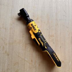 📌DEWALT ATOMIC 20V MAX Cordless 1/2 in. Ratchet (Tool Only)  👉PRECIO FIRME NO MENOS👉$115
