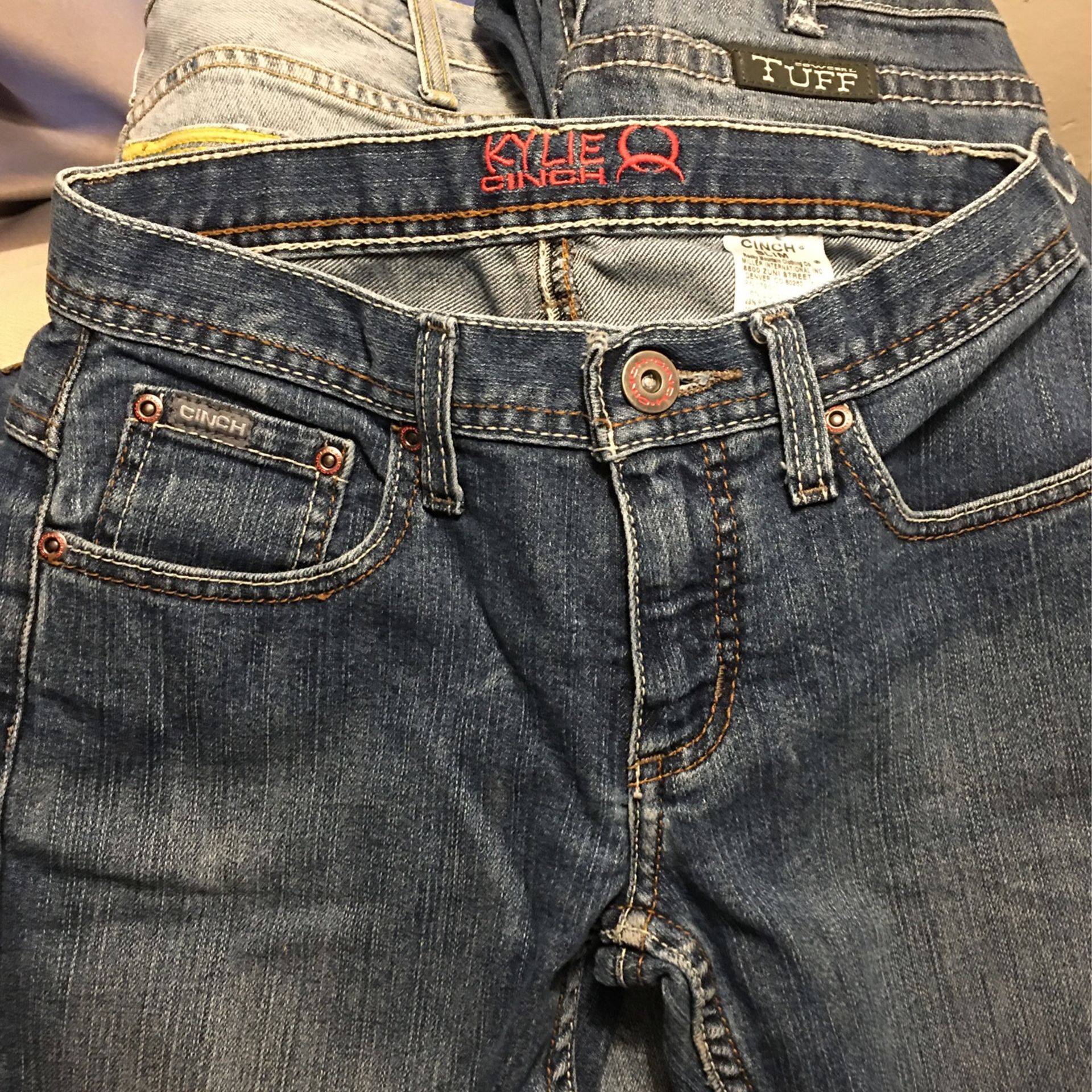 Kylie Cinch Jeans