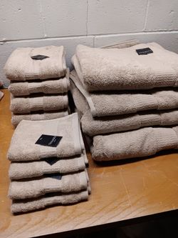 Tan Tahari Towel Set of 12