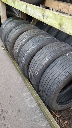 225 50 18 (1) medium treads $40 each FREE installation and balance