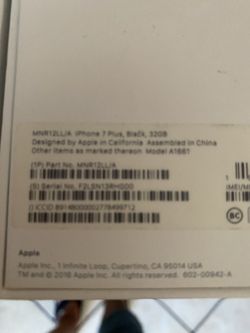 iPhone 7 Plus (BOX ONLY) white box