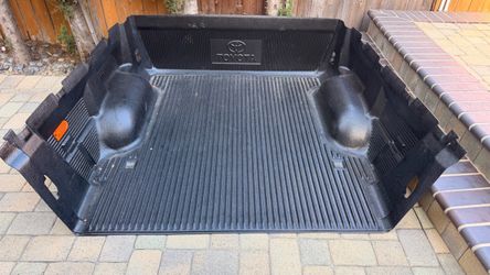 OEM Toyota Tundra Drop-In Bedliner & Tailgate Cover (5.5 ft CrewMax, 2007–2021)