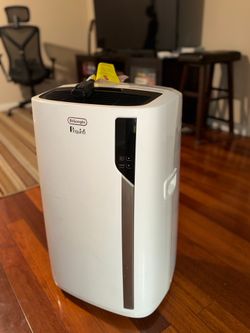 Portable AC & Heater  De'Longhi Pinguino 4-in-1 (500 sq ft)