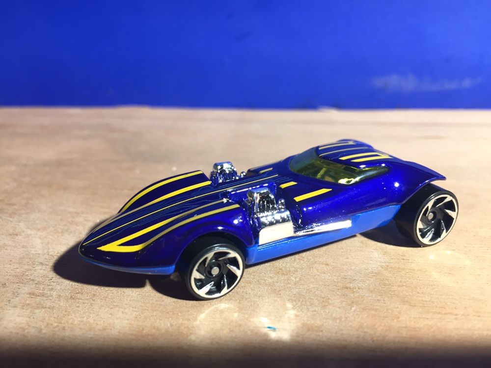 Hot Wheels Twin Mil