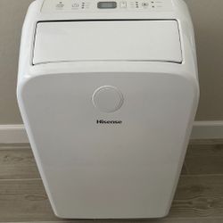 Mint condition Hisense 7,500 BTU portable air conditioner complete setup
