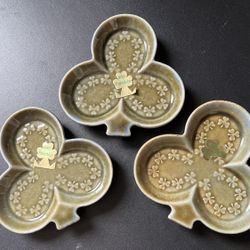 3 Irish Porcelain By Wade Co 3 Leaf Clover Vtg. Trinket Dish With Stickers 3.5"