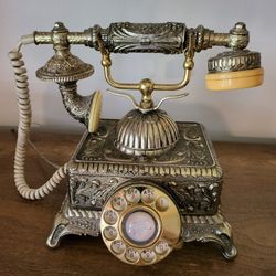 Ornate Vintage Style Phone 