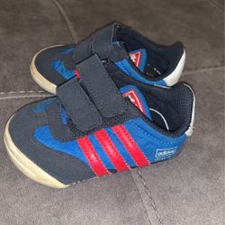 Adidas Baby Shoes Size 4