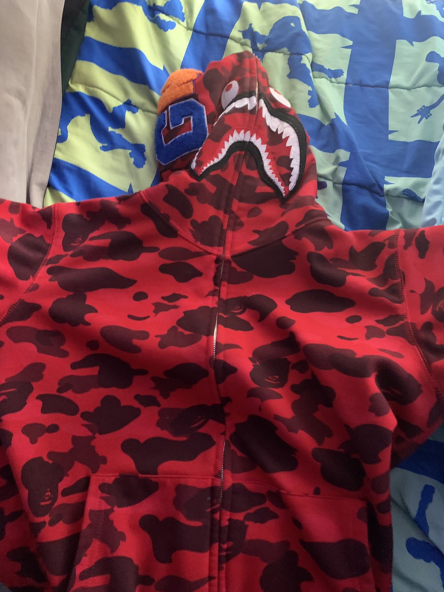 Bape hoodie Large will trade too (serious buyers)