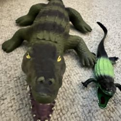 Alligator (Or a Crocodile) x2 (XL & S)