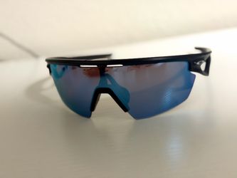 Oakley Sphaera Sunglasses