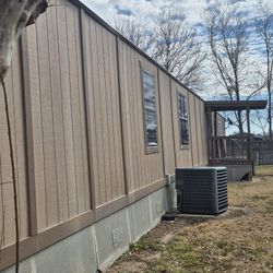 Traila For Sale 3 Beds 2 Bath,  