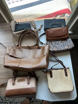 Assorted purses