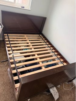 Full bed frame - mattress not included