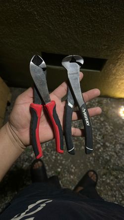 Pliers