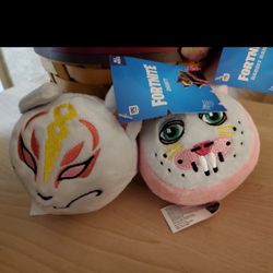 2 Fortnite Plushes