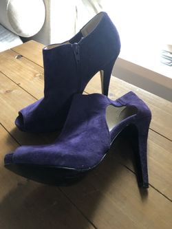 Women’s Deep Purple Women’s Heels Size 7