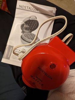 Nostalgia MyMini waffle maker (red)