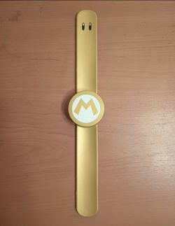 Gold Mario Power Up Band Universal Studios Super Nintendo World Limited Edition